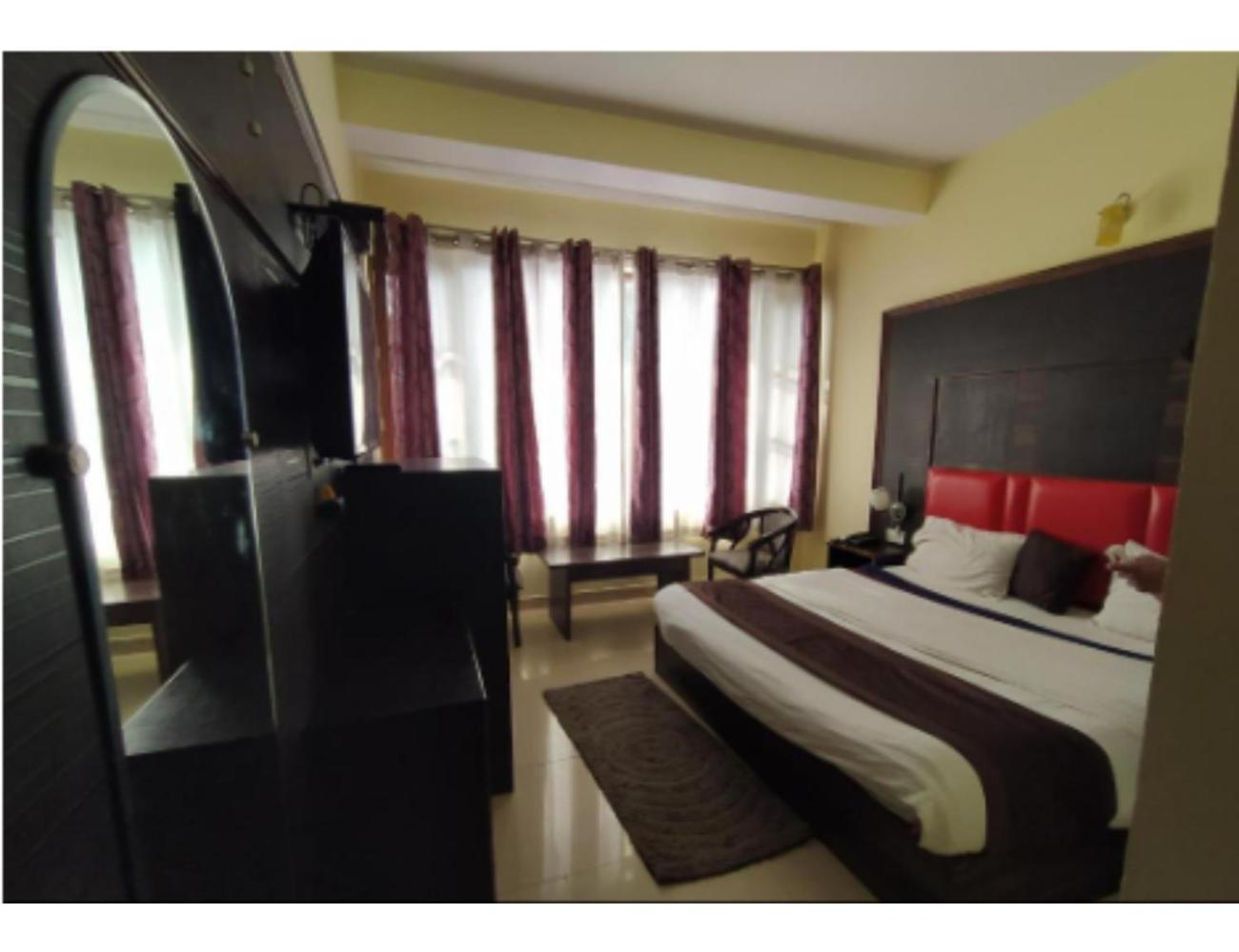 Hotel Super Mall Residency, Mussoorie Exteriér fotografie